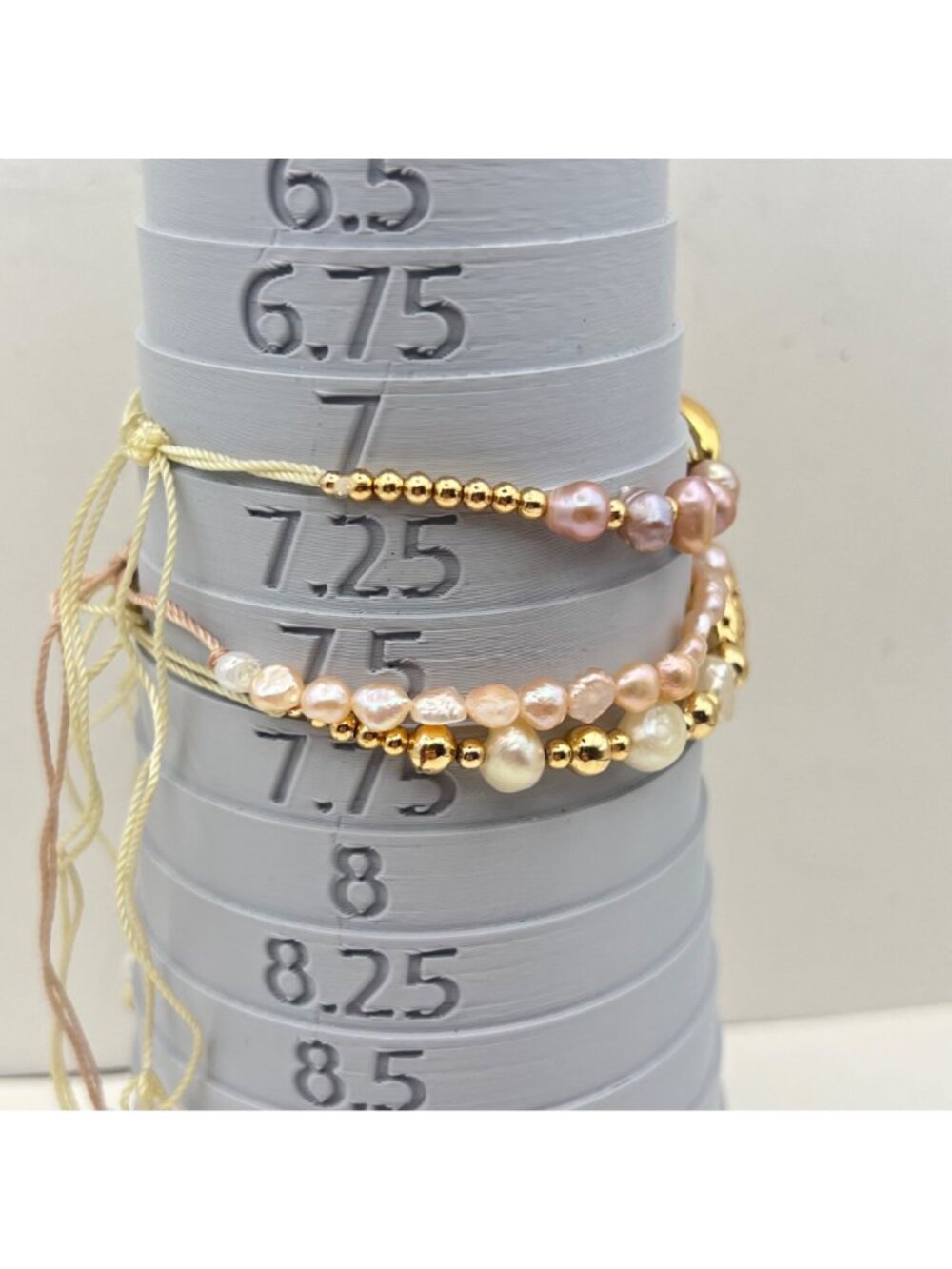 Set 3 Adjustable Bracelets Freshwater Pearls Gold Tone Pastel Pink Cowrie Heart - Picture 10 of 14